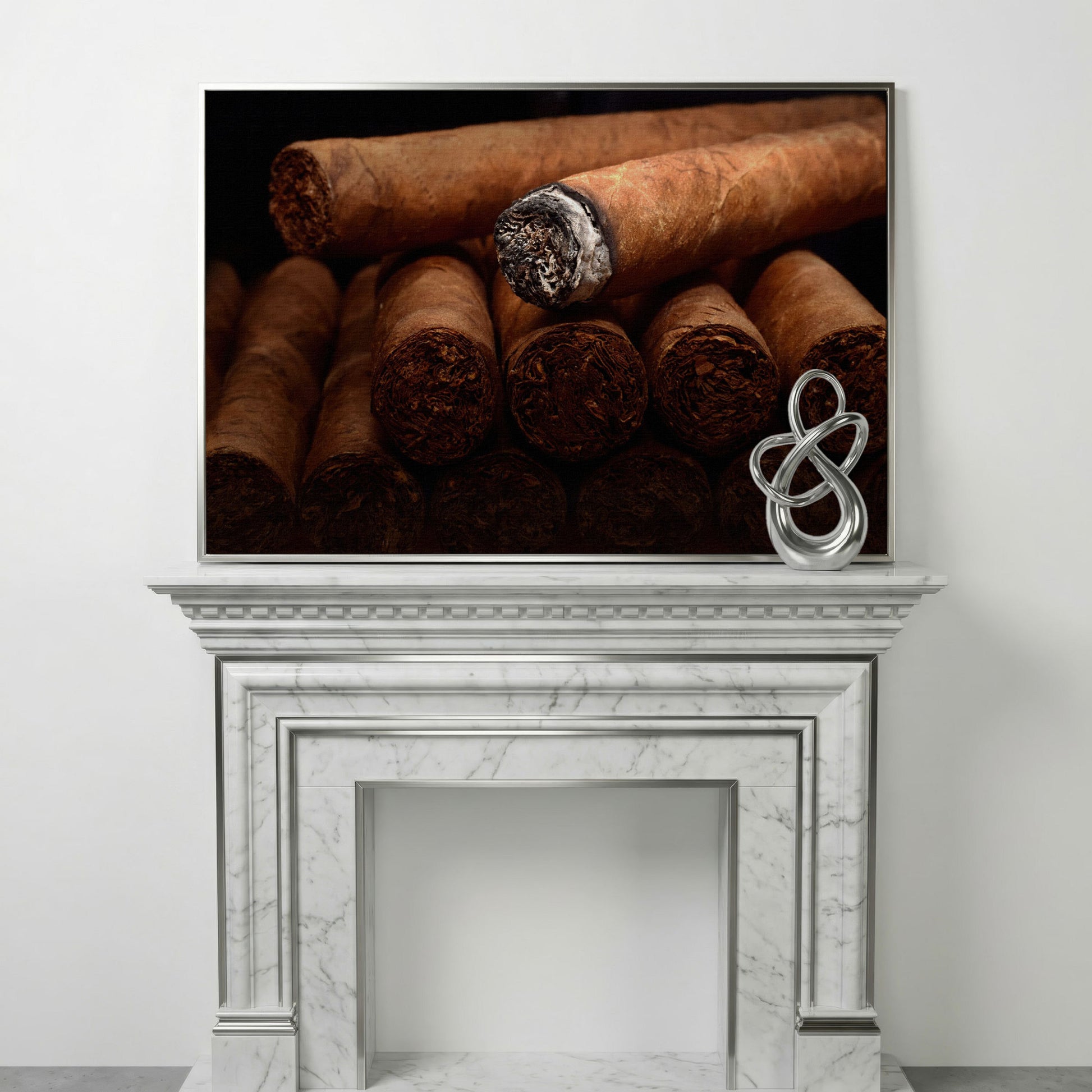 Close-Up Cigar Rolling Canvas Print in silver floating frame