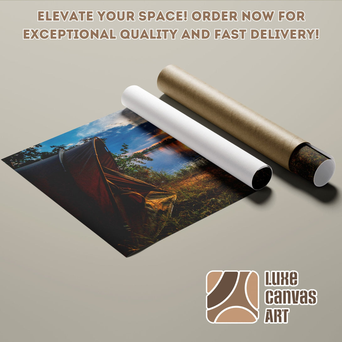 Poster Roll of a scenic landscape with warm tones. Enhance your space with this beautiful art!